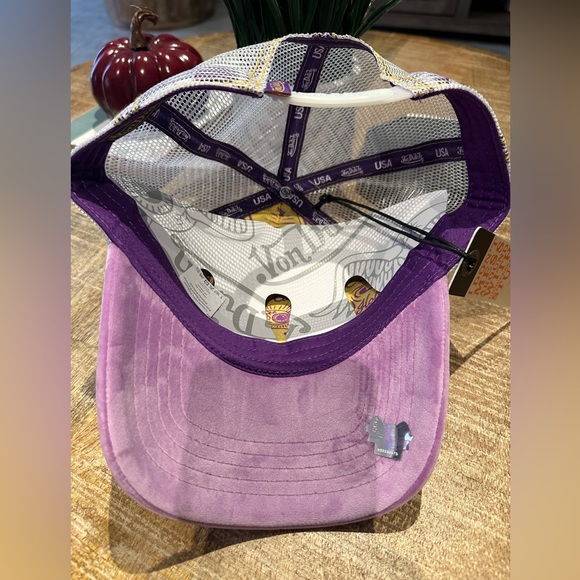 NWT! Von Dutch Pink Hollywood Velvet Trucker Hat - One Size - Picture 5 of 11